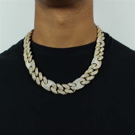 iced out gucci link chainm|Iced Out Gucci Link Chain (18K Gold) .